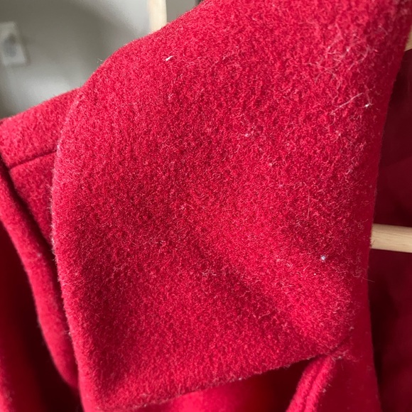 GAP RED COAT✨ - Picture 3 of 4